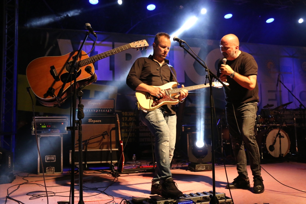 Tony Cetinski priredio spektakl za kraj Virskog ljeta