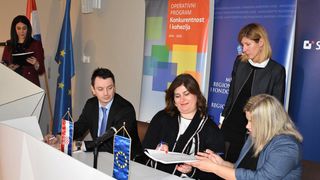 Potpisivanje ugovora u prezentacijskom centru “Podzemni grad Paklenice” NP Paklenica Potpisivanje ugovora u prezentacijskom centru “Podzemni grad Paklenice” NP Paklenica