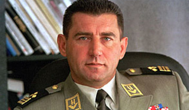 Image 1202899 (auto)