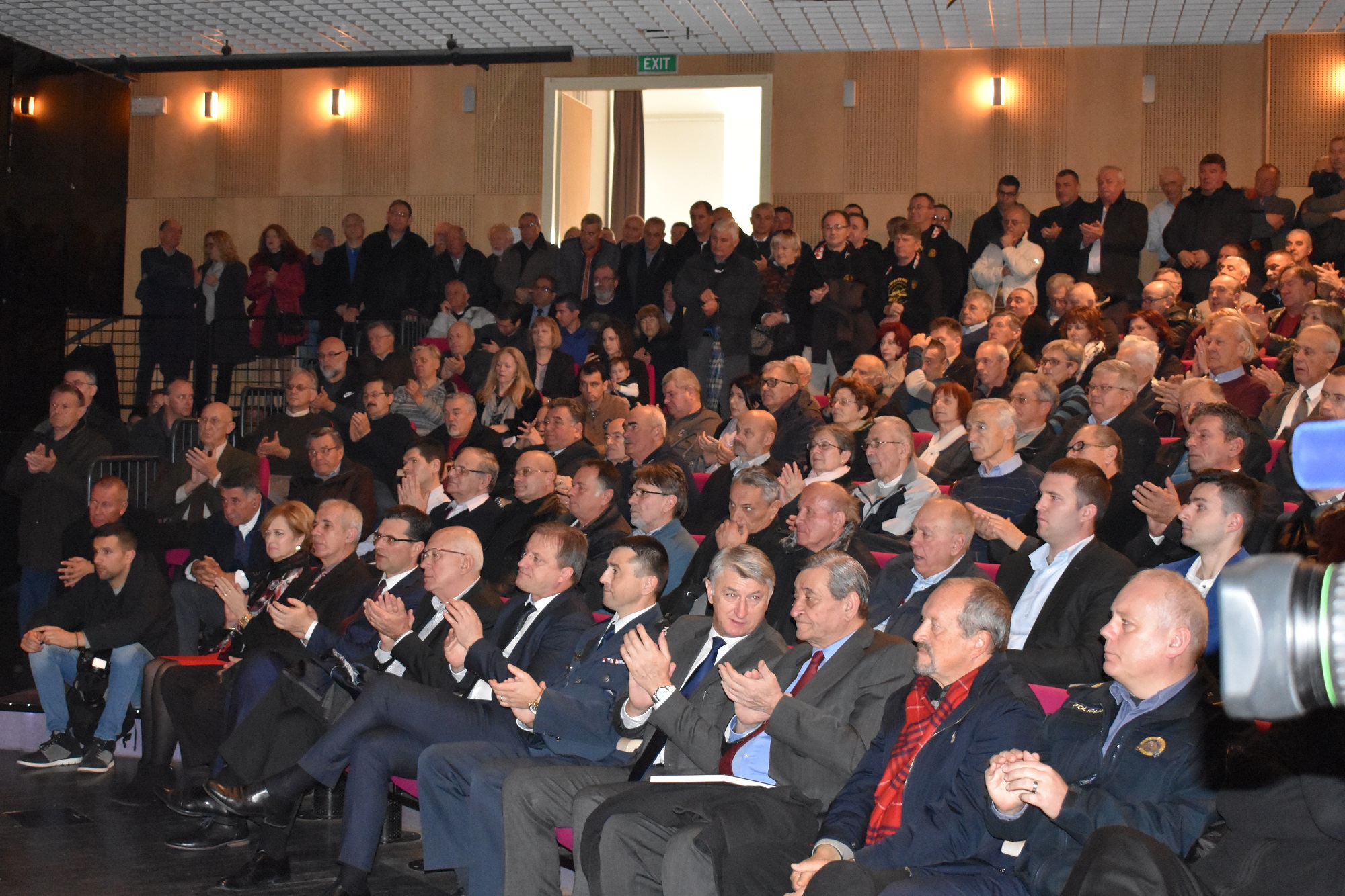 U Kazalištu lutaka Zadar predstavljena monografija o 112. brigadi U Kazalištu lutaka Zadar predstavljena monografija o 112. brigadi