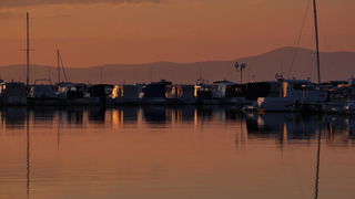 Svitanje i rano jutro u novoj luci Gaženica
