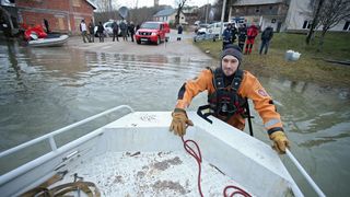 Na području Kosinja proglašeno izvanredno stanje obrane od poplava Na području Kosinja proglašeno izvanredno stanje obrane od poplava