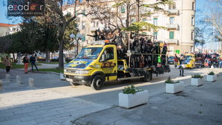 Zadarski karneval 2018: Povorka maškaranih skupina od Gradskih vrata preko Foruma do Narodnog trga Zadarski karneval 2018: Povorka maškaranih skupina od Gradskih vrata preko Foruma do Narodnog trga