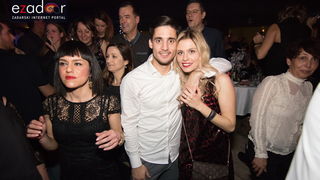 Ludnica u Saturnusu: Najbolji doček u svemiru i šire Ludnica u Saturnusu: Najbolji doček u svemiru i šire