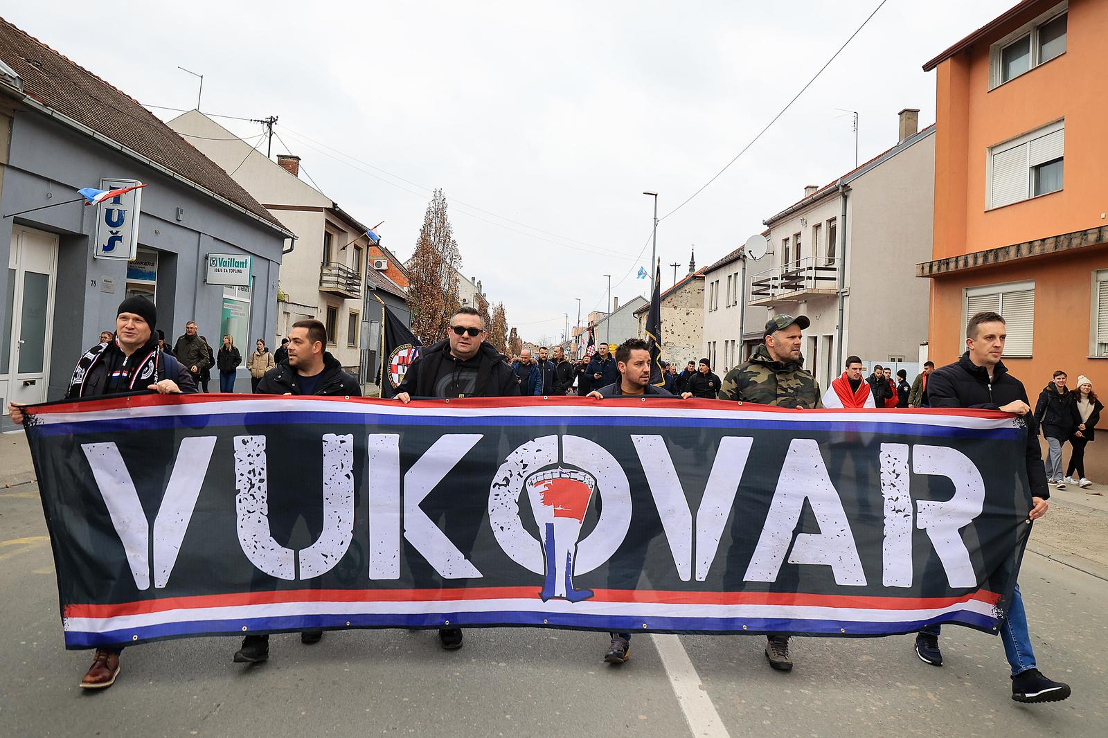 Kolona sjećanja u Vukovaru 18. studenog 2021. Kolona sjećanja u Vukovaru 18. studenog 2021.