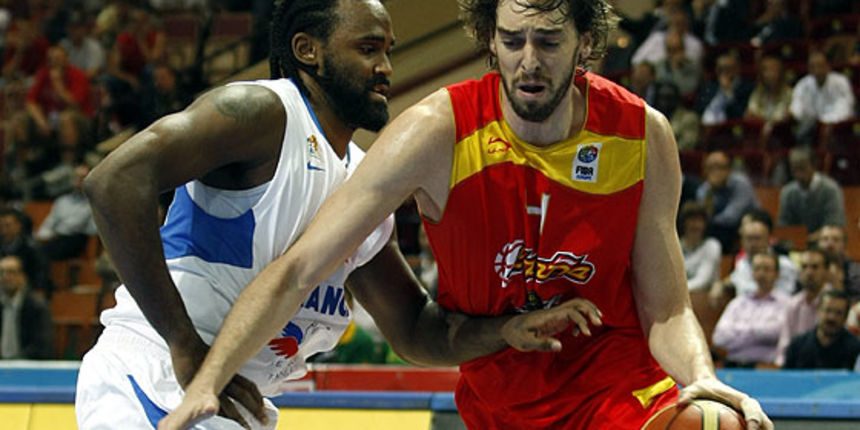 Turiaf i Pau Gasol, Foto: fibaeurope.com