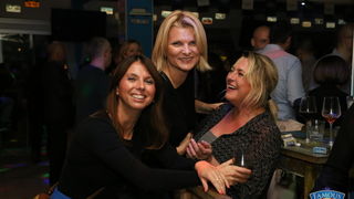 Friday Night Live: Cotton Club @ Famous Beach Bar & Grill 21. listopada 2016. Friday Night Live: Cotton Club @ Famous Beach Bar & Grill 21. listopada 2016.