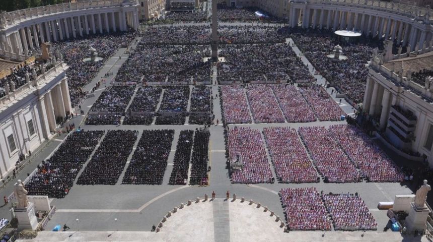 papa franjo pogreb sprovod vatikan rim papa franjo pogreb sprovod vatikan rim