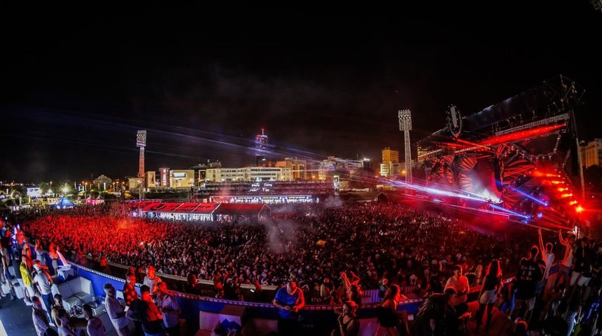 Split: Ultra Europe Festival, DJ Hardwell