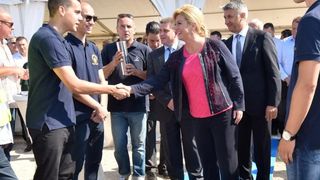 Predsjednica Kolinda Grabar Kitarović otvorila radove na zgradi putničkog terminala u Gaženici. Photo: Dino Stanin/PIXSELL Predsjednica Kolinda Grabar Kitarović otvorila radove na zgradi putničkog terminala u Gaženici. Photo: Dino Stanin/PIXSELL