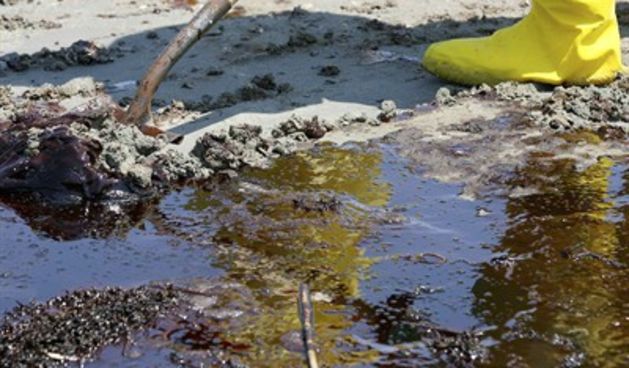 nafta – ekološka opasnost (Foto: Reuters)