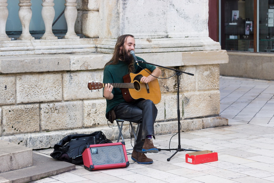 Đir po gradu 22. studenog 2016. Foto: Bojan Bogdanić Đir po gradu 22. studenog 2016. Foto: Bojan Bogdanić