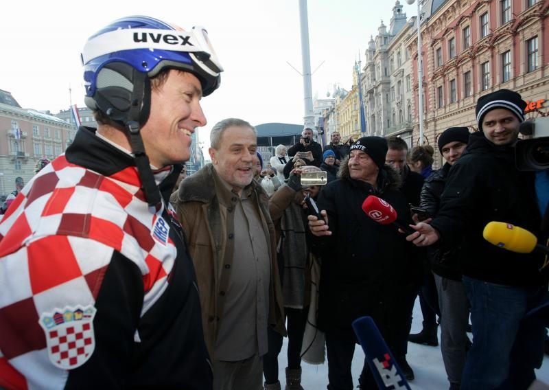 FIS World Snow Day za klince u društvu s Ivicom Kostelićem FIS World Snow Day za klince u društvu s Ivicom Kostelićem