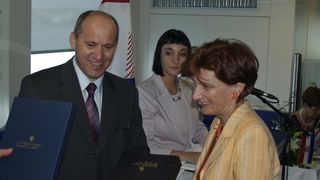 OLYMPUS DIGITAL CAMERA OLYMPUS DIGITAL CAMERA