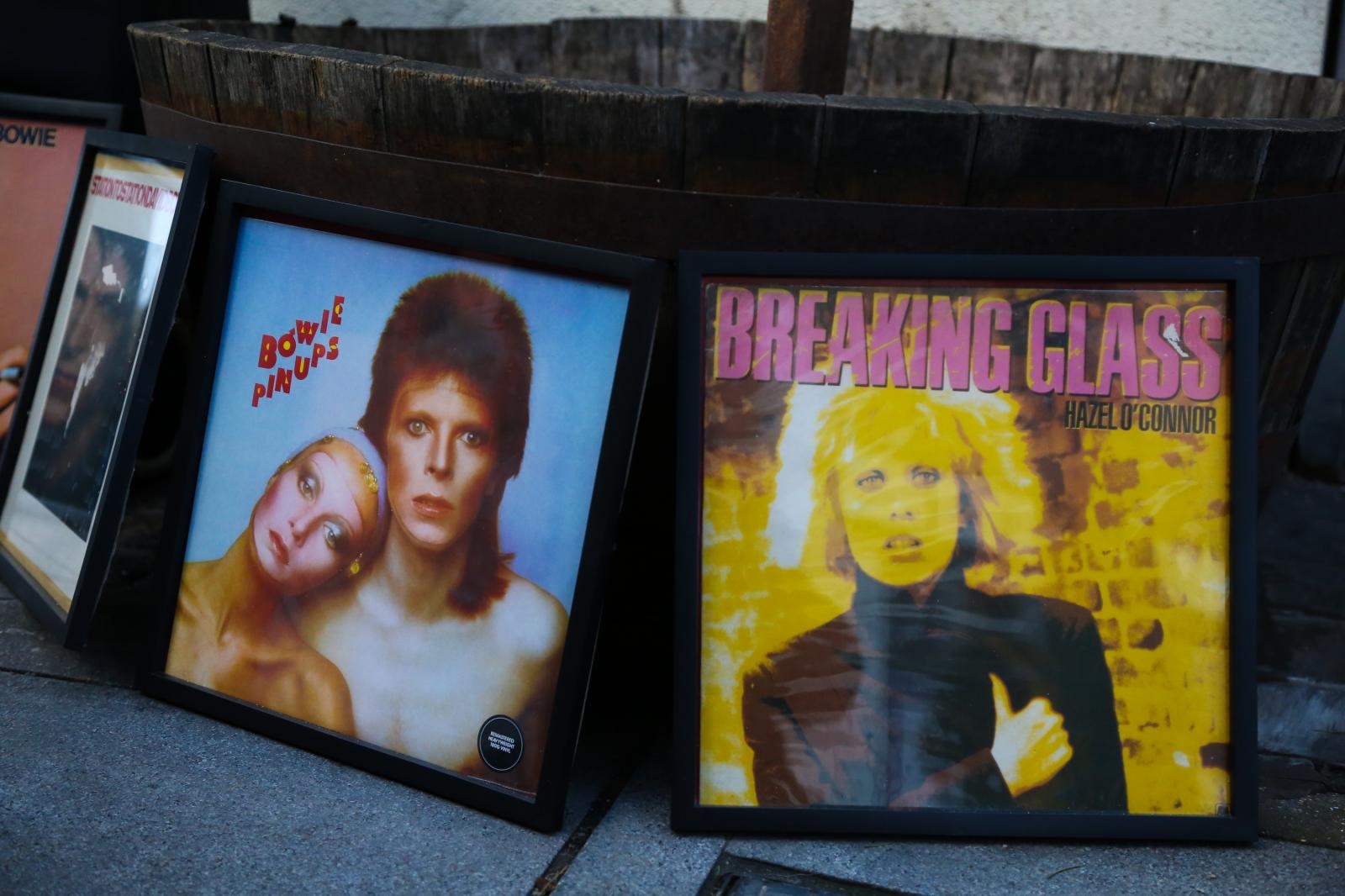 Memorijal David Bowiea u Brixtonu u Londonu Memorijal David Bowiea u Brixtonu u Londonu