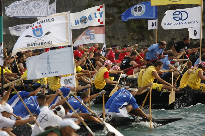 Metkovic, 140810
13. Maraton Ladja na Neretvi od Metkovica do Ploca.
Na slici start maratona u Metkovicu
Foto: Ivo Ravlic / CROPIX