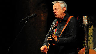 Gitaristički virtuoz Tommy Emmanuel održao fenomenalan koncert u Perivoju Vladimira Nazora. Foto: Nenad Marčev Gitaristički virtuoz Tommy Emmanuel održao fenomenalan koncert u Perivoju Vladimira Nazora. Foto: Nenad Marčev