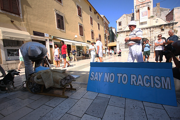 Performance Enia Meštrovića (foto:Saša Čuka)