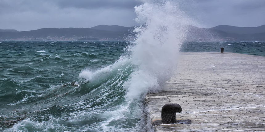 Jugo na zadarskoj rivi 19. siječnja 2014. Foto: Roberto Lerga Jugo na zadarskoj rivi 19. siječnja 2014. Foto: Roberto Lerga
