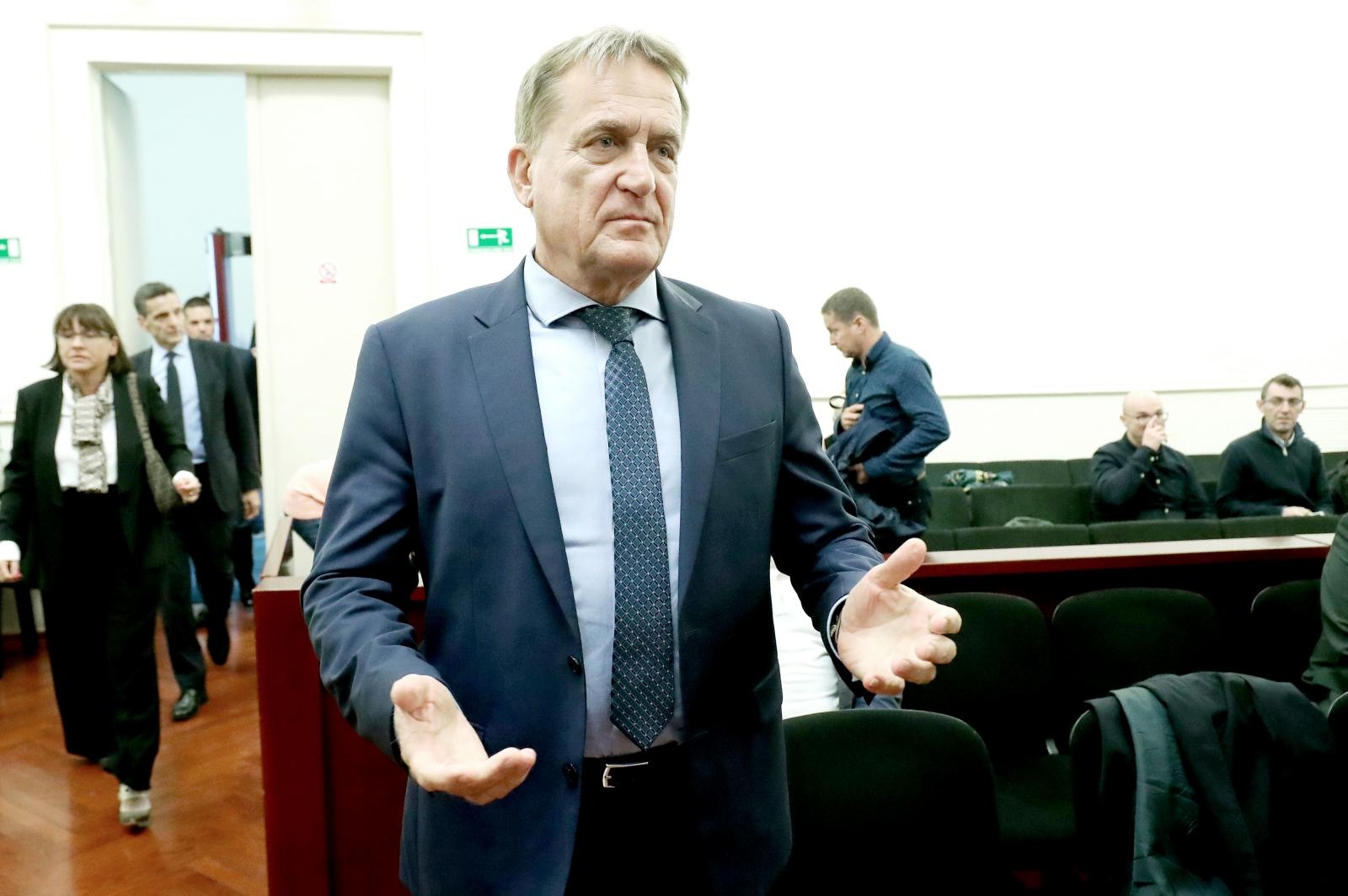 Kalmeta oslobođen u aferi Remorker, trojica suoptuženika proglašeni krivima Kalmeta oslobođen u aferi Remorker, trojica suoptuženika proglašeni krivima