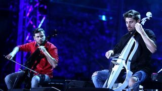 Zagreb Classic: Rođendanski koncert 2Cellos, Zucchera i Olivera na Tomislavcu. Photo: Anto Magzan/PIXSELL Zagreb Classic: Rođendanski koncert 2Cellos, Zucchera i Olivera na Tomislavcu. Photo: Anto Magzan/PIXSELL