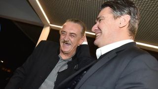 Drženje zadarskih SDP-ovaca u hotelu Kolovare. Dušan Polovina Lungo i Zoran Milanović. Foto: Dino Stanin/PIXSELL