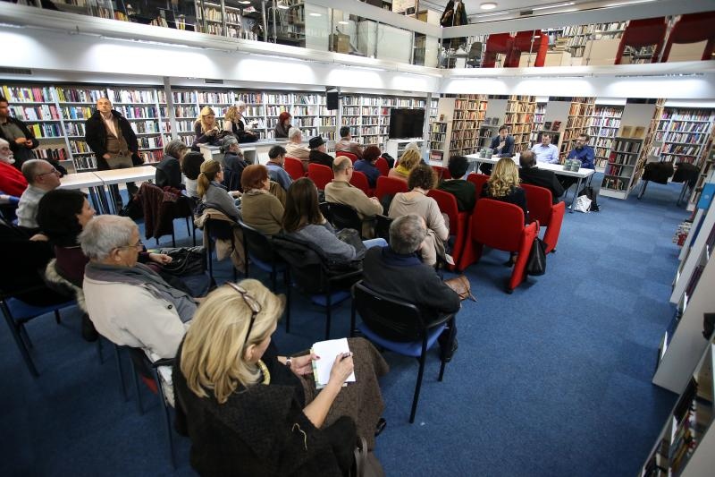 Zagreb – U knjiznici Bogdan Ogrizovic odrzana je promocija novog romana iz biblioteke Balkan Noir: Mima i kvadratura duga, Zelimir Peris. Photo: Petar Glebov/PIXSELL