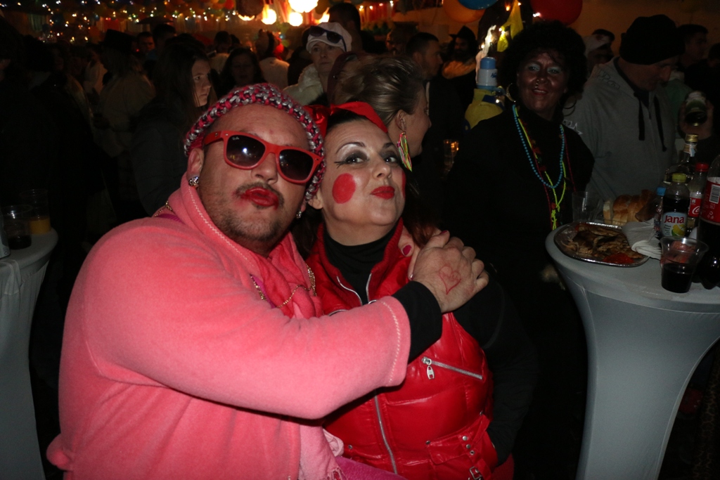 Virski Karneval veliko finale: nastupila Maja Šuput Virski Karneval veliko finale: nastupila Maja Šuput