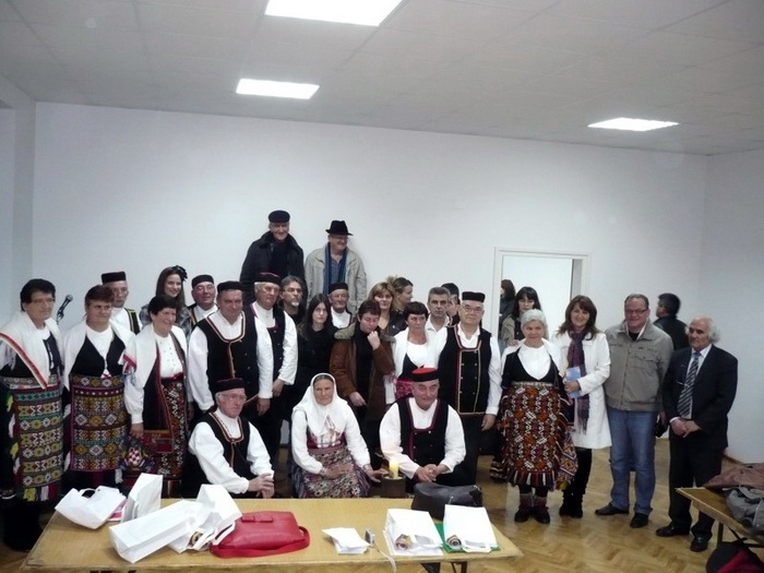 Vecer duhovne i domoljubne poezije u Bulicu, Foto: Marko Mane Ledenko Vecer duhovne i domoljubne poezije u Bulicu, Foto: Marko Mane Ledenko