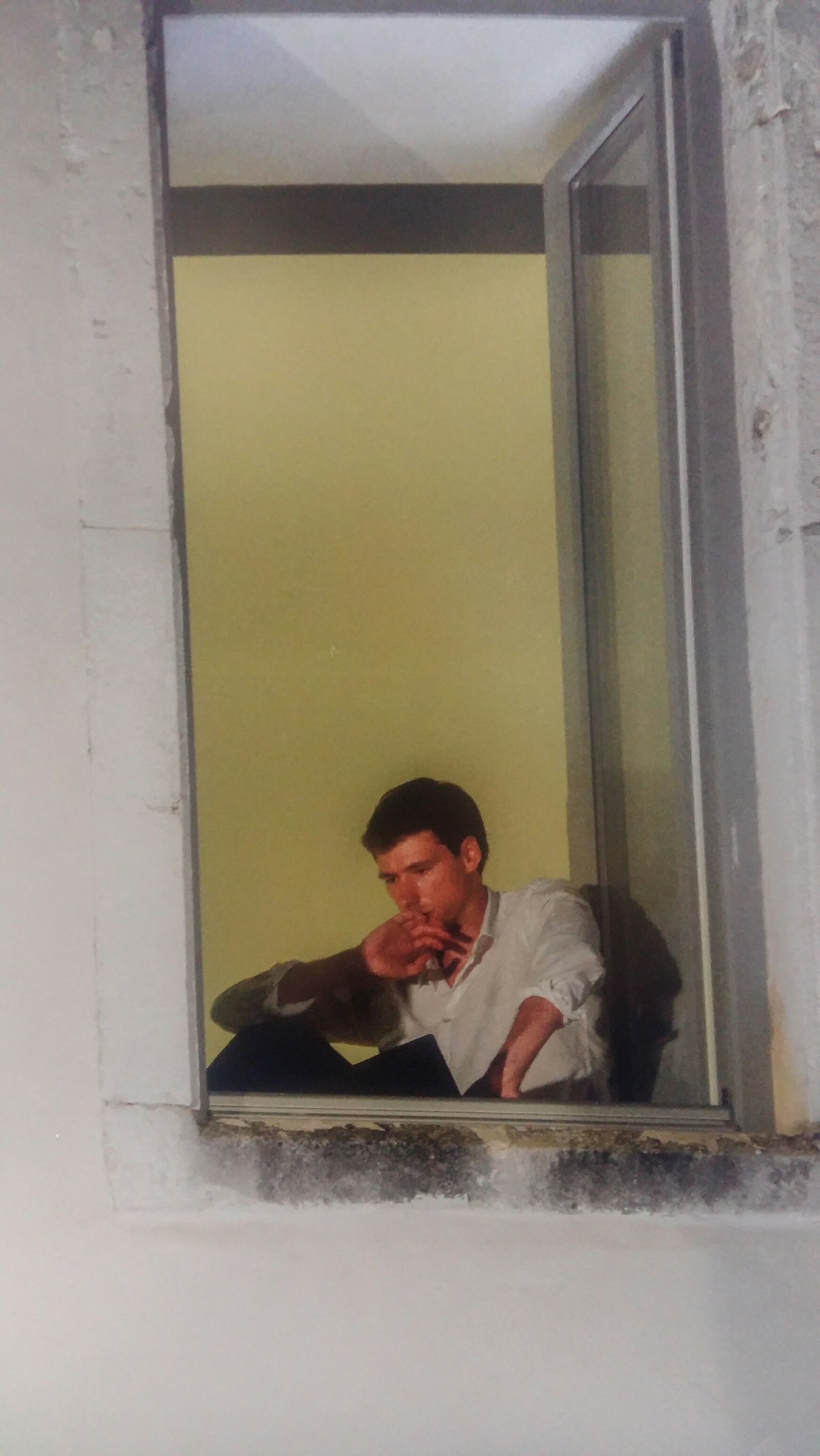 Izložba Jerolima Vulića: Zadrani ulovljeni u zanosu čitanja Izložba Jerolima Vulića: Zadrani ulovljeni u zanosu čitanja