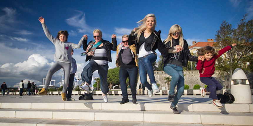 Nedjeljno popodne na Rivi, 15 travnja 2012. (foto:Saša Čuka) Nedjeljno popodne na Rivi, 15 travnja 2012. (foto:Saša Čuka)