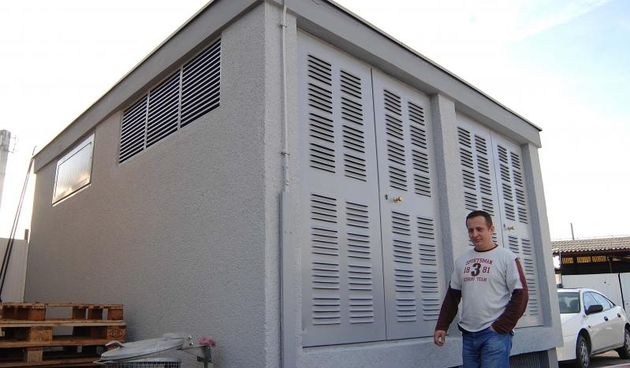 Cakovec – Prljava posla u Elektri Cakovec. Savjetnik direktora Elektre Cakovec Drazen Berkopic ilegalno posjeduje trafostanicu u Ulici Kralja Tomislava 5. Izdaje nevaljane racune koje povisuje po zelji, te je u cetvrtak iskljucio struju firmi Smart interi