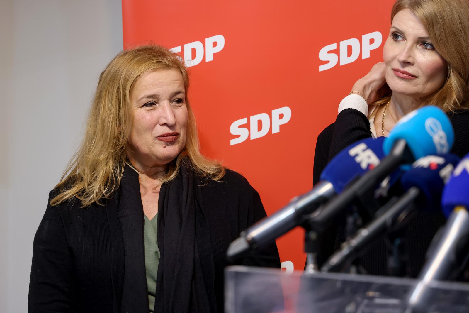 SDP predstavio kandidata za gradonačelnika, bit će to Daniel Radeta SDP predstavio kandidata za gradonačelnika, bit će to Daniel Radeta