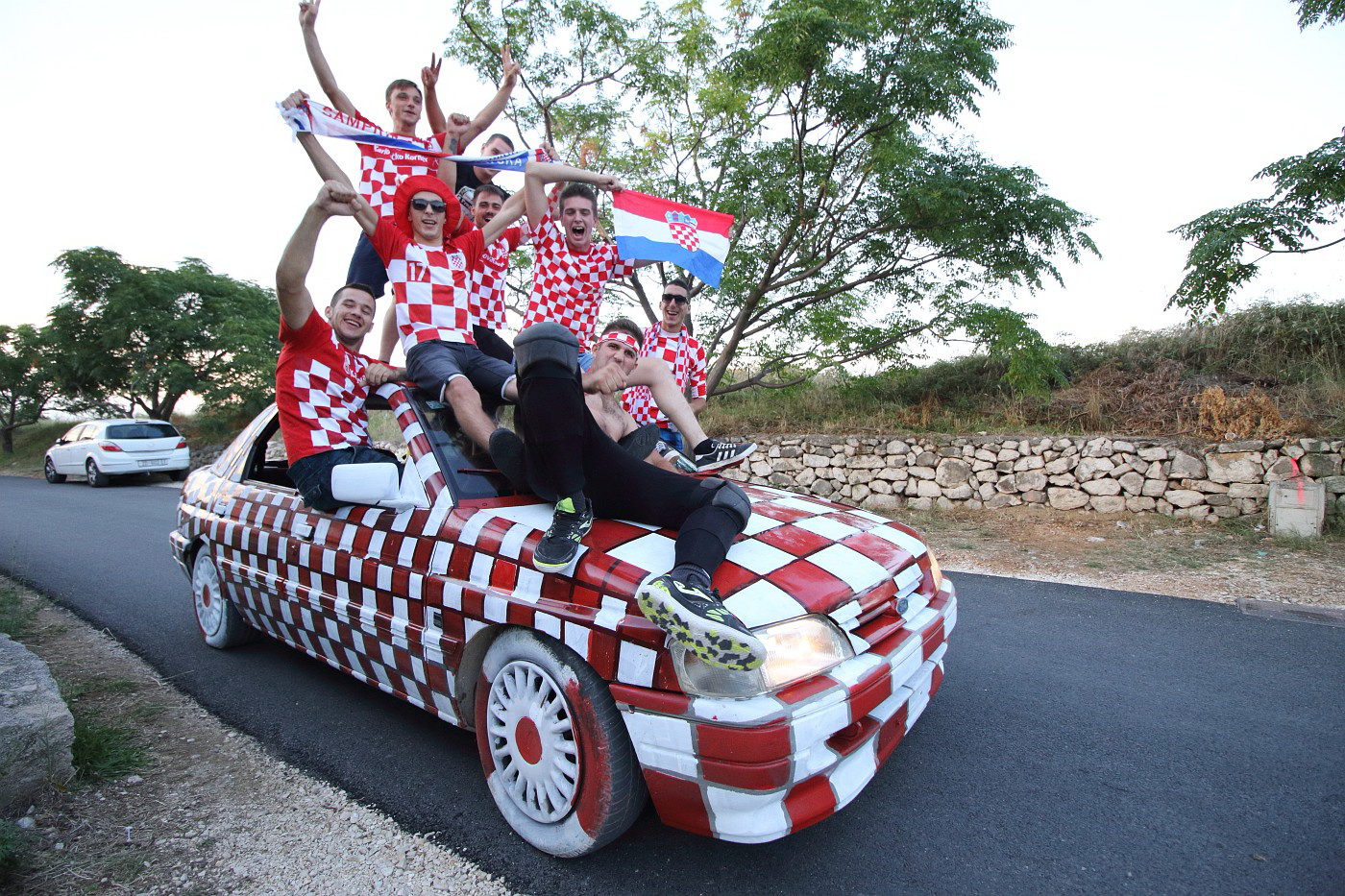 Bibinje: Navijanje za Vatrene i fešta nakon pobjede nad Engleskom