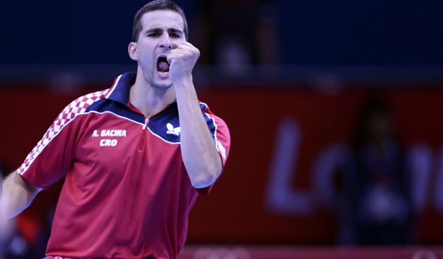 London, 290712.Dvorana Excel.Hrvatski stolnotenisac Andrej Gacina prosao u 3. kolo pobjedivsi svedjanina Jorgen Perssona tokom Olimpijskih Igra u Londonu.Na fotografiji: Andrej Gacina.Foto: Drago Sopta / CROPIX