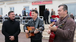 U organizaciji Općine Vir i Vir turizma virskim damama podijeljeno 400 ruža u povodu Dana žena