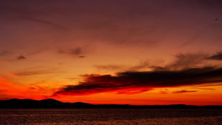 Prekrasan listopadski zalazak sunca u Zadru Prekrasan listopadski zalazak sunca u Zadru