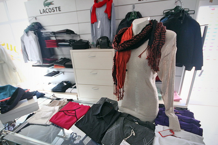 RR moda: Totalna rasprodaja Twins konfekcije, Foto: Saša Čuka RR moda: Totalna rasprodaja Twins konfekcije, Foto: Saša Čuka