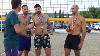 Na plaži Punta u Bibinjama održan 6. Memorijalni turnir u odbojci na pijesku za Tomislav Sikirića – Siku. Foto: Leo Banić Na plaži Punta u Bibinjama održan 6. Memorijalni turnir u odbojci na pijesku za Tomislav Sikirića – Siku. Foto: Leo Banić