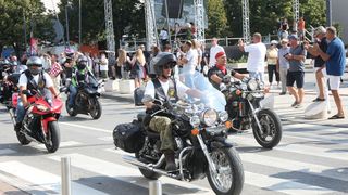 Knin: Mimohod motocikala i starodobnih vojnih vozila