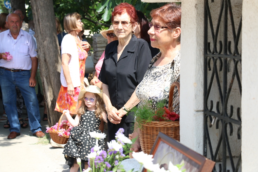 Tradicionalna procesija Tijelova ulicama Vira Tradicionalna procesija Tijelova ulicama Vira