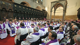 Posljednji ispraćaj nadbiskupa Ivana Prenđe (foto: Marin Gospić)
