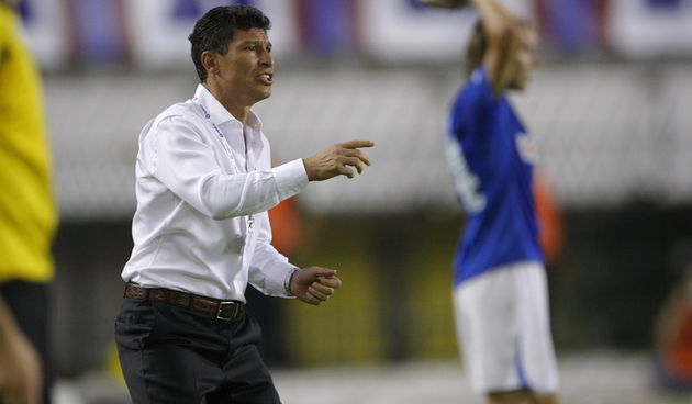 Split, 100911.
Stadion HNK Hajduk, Poljud,
Nogometna utakmica 7. kola 1.HNL , Hajduk – Dinamo.
Na fotografiji: Krasimir Balakov.
Foto: Ante Cizmic / CROPIX