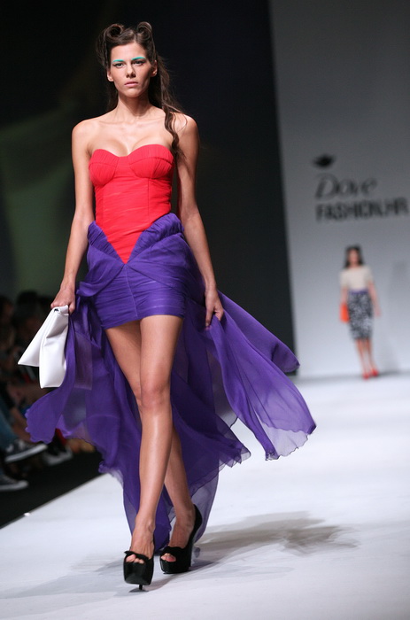 Zagreb, 011011.
Zagrebacki velesajam.
Modna revija Dove Fashion.hr proljece – ljeto 2012.
Na slici: revija eNVy room
Foto: Biljana Gaurina / CROPIX Zagreb, 011011.
Zagrebacki velesajam.
Modna revija Dove Fashion.hr proljece – ljeto 2012.
Na slici: revija eNVy room
Foto: Biljana Gaurina / CROPIX