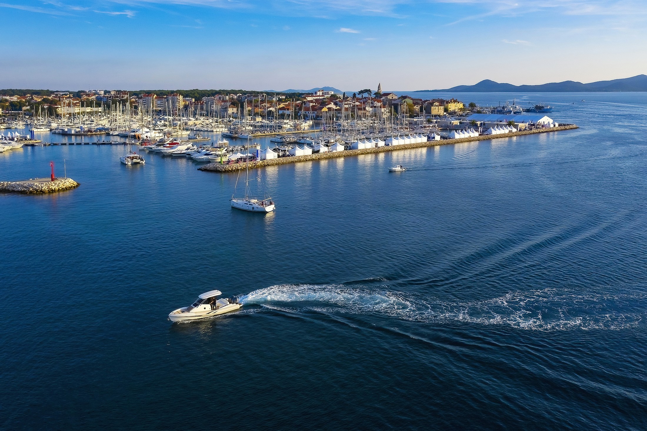 Drugog dana Biograd Boat Show-a počeo 3. Croatia Charter Expo Drugog dana Biograd Boat Show-a počeo 3. Croatia Charter Expo