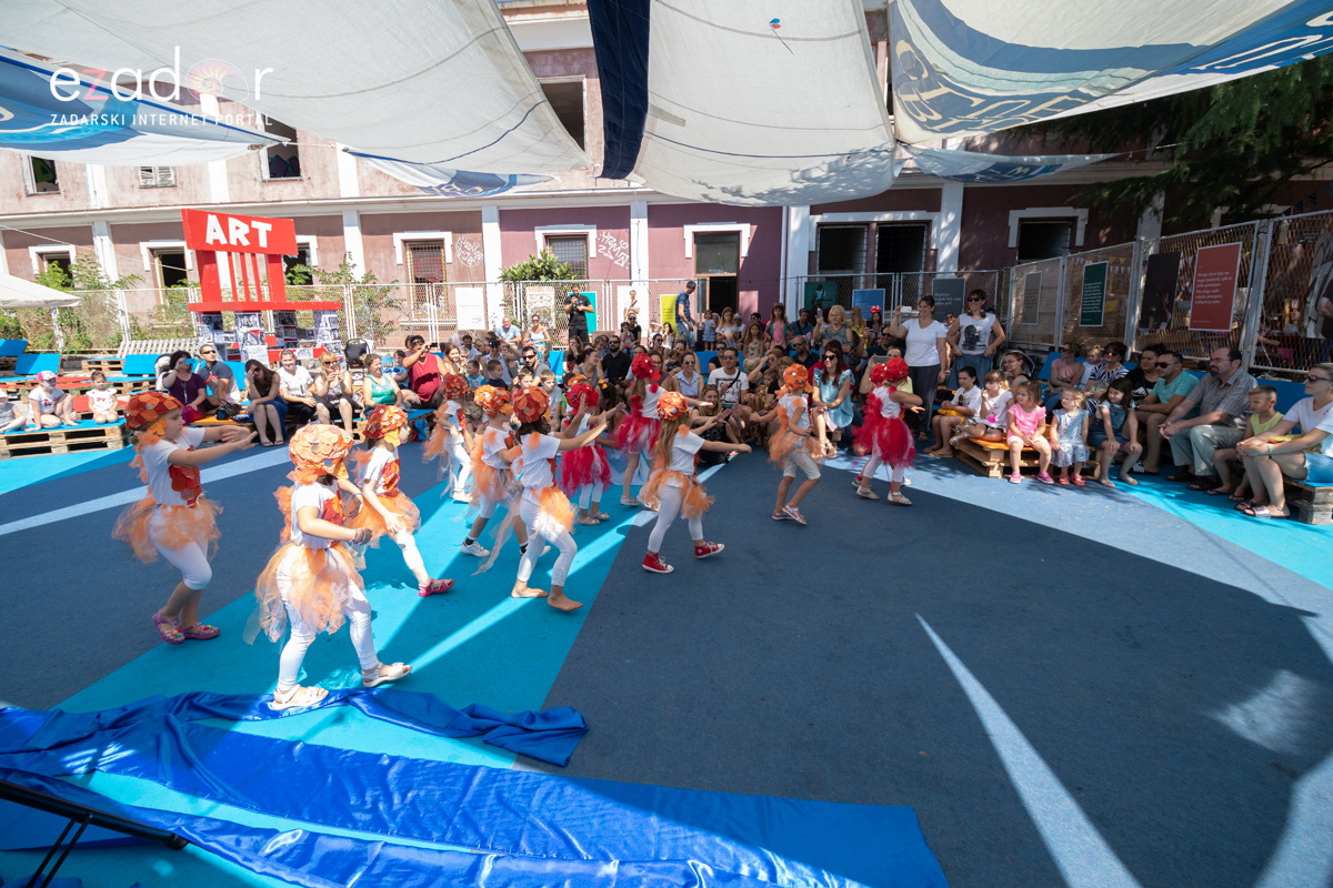 KvartArt 2018: Nedjeljno jutro proteklo u znaku plesa i glazbe KvartArt 2018: Nedjeljno jutro proteklo u znaku plesa i glazbe