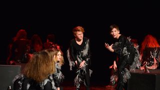 Premijera predstave “U sjeni” udruge “Igrajmo se” Premijera predstave “U sjeni” udruge “Igrajmo se”