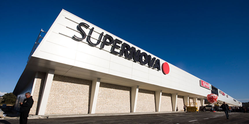 Otvorenje trgovinskog centra Supernova (foto:Saša Čuka) Otvorenje trgovinskog centra Supernova (foto:Saša Čuka)