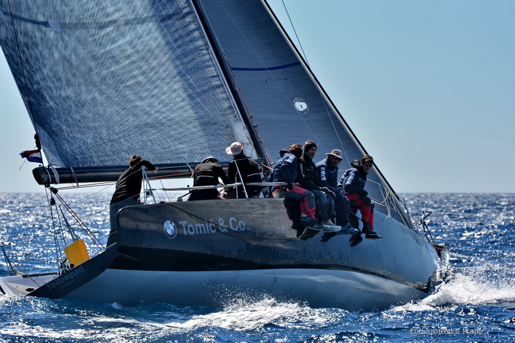 U hvarskom akvatoriju održana XXI. Uskršnja regata U hvarskom akvatoriju održana XXI. Uskršnja regata