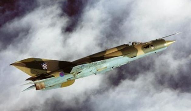 HRZ vojni zrakoplov (Foto: Goran Mehkek/CROPIX)